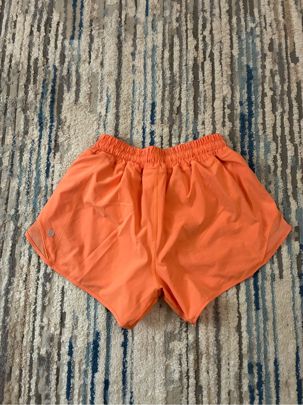 Lululemon Shorts Womens 6 Orange Gym Athletic Activewear Running Sportswear